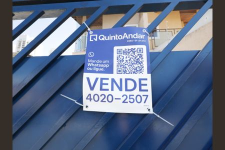 Casa à venda com 135m², 3 quartos e 2 vagasPlaca