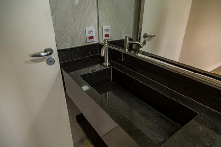 Apartamento à venda com 150m², 3 quartos e 2 vagasBanheiro da Suíte - Pia