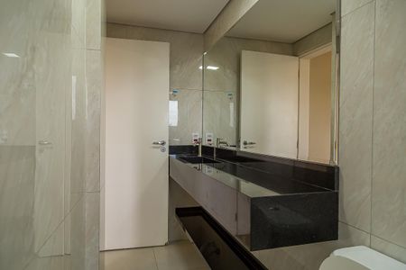 Apartamento à venda com 150m², 3 quartos e 2 vagasBanheiro da Suíte