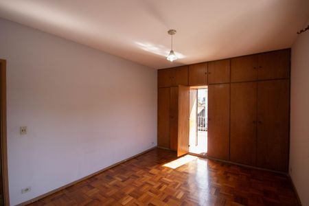 Casa à venda com 246m², 3 quartos e 5 vagasQuarto 1