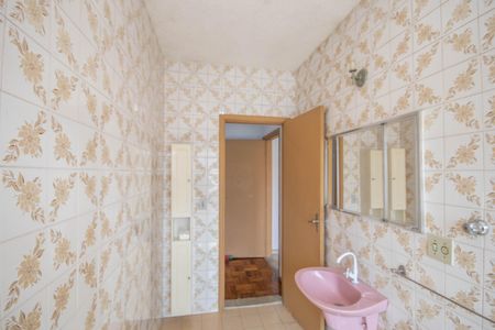 Casa à venda com 246m², 3 quartos e 5 vagasBanheiro 1