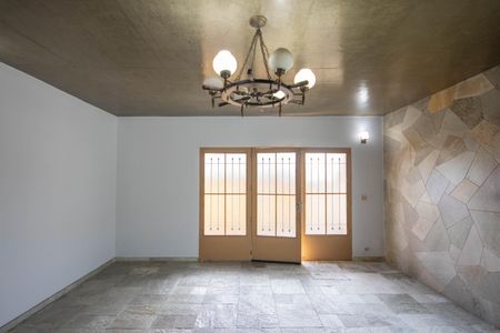 Casa à venda com 246m², 3 quartos e 5 vagasSala 1