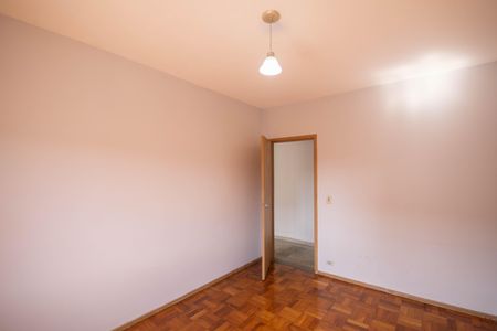 Casa à venda com 246m², 3 quartos e 5 vagasQuarto 2