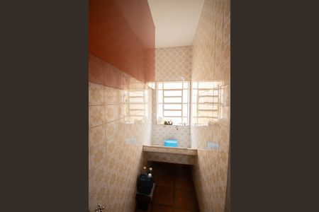 Casa à venda com 246m², 3 quartos e 5 vagasBanheiro de serviço