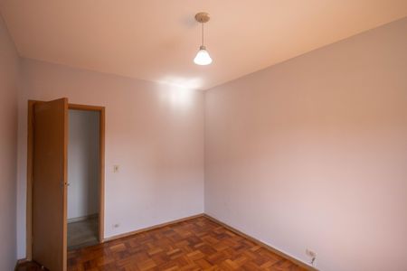 Casa à venda com 246m², 3 quartos e 5 vagasQuarto 2