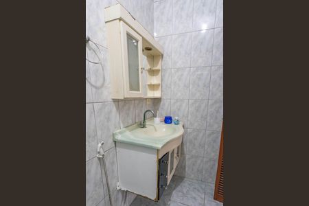 Casa à venda com 280m², 3 quartos e 8 vagasBanheiro da Suíte 2