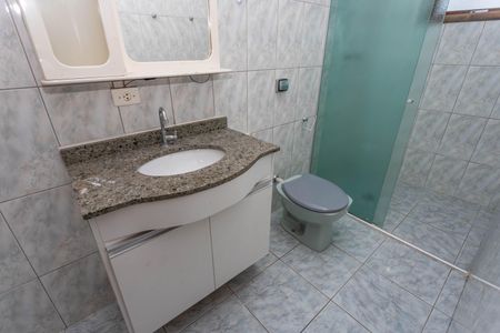 Casa à venda com 280m², 3 quartos e 8 vagasBanheiro da Suíte 1