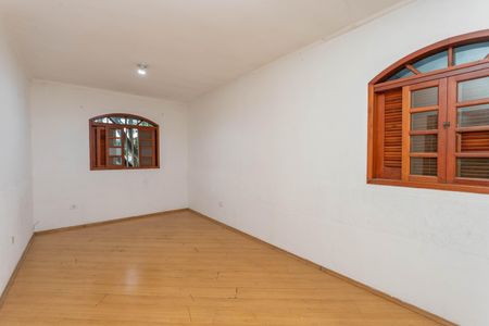 Casa à venda com 280m², 3 quartos e 8 vagasSuíte 2