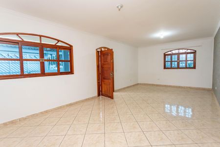 Casa à venda com 280m², 3 quartos e 8 vagasSala