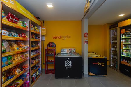 Área Comum - Minimercado de apartamento para alugar com 2 quartos, 35m² em Parque Industrial Tomas Edson, São Paulo