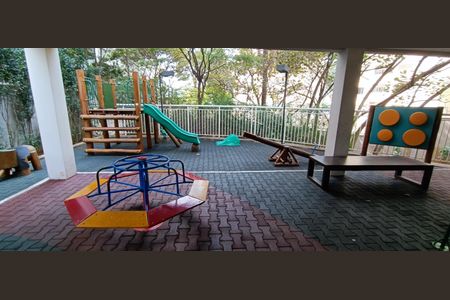 Apartamento à venda com 125m², 3 quartos e 2 vagasÁrea comum - Playground