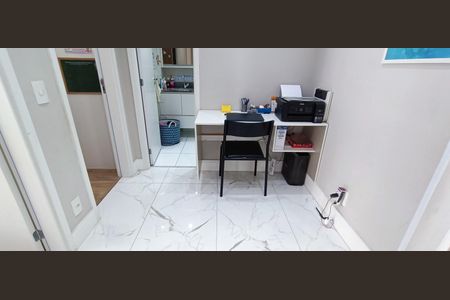 Apartamento à venda com 125m², 3 quartos e 2 vagasEscritório