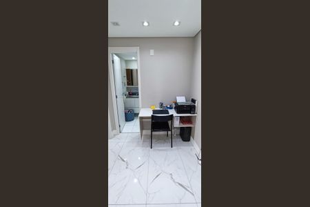 Apartamento à venda com 125m², 3 quartos e 2 vagasEscritório