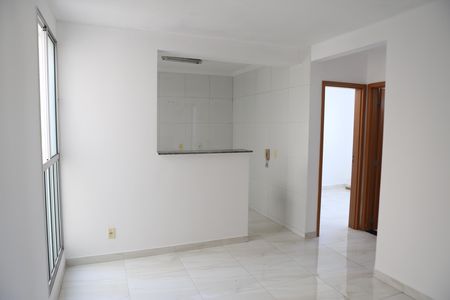 Sala de apartamento para alugar com 2 quartos, 46m² em Califórnia, Contagem