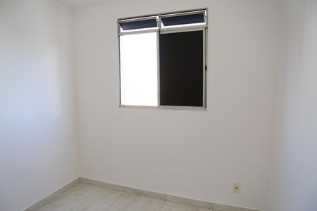 Quarto 2 de apartamento para alugar com 2 quartos, 46m² em Califórnia, Contagem