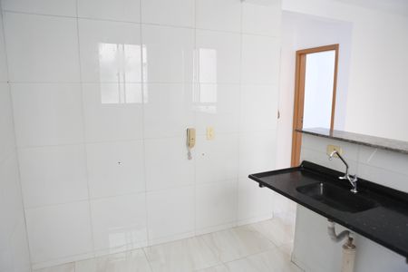Apartamento para alugar com 46m², 2 quartos e 1 vagaCozinha e Área de Serviço