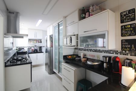 Apartamento à venda com 124m², 3 quartos e 2 vagasCozinha