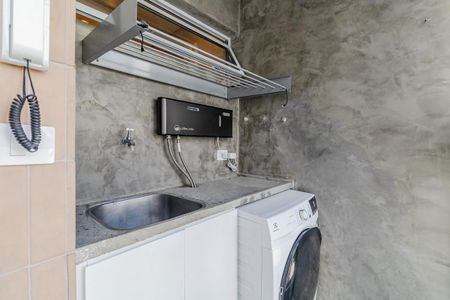 Área de Serviço de apartamento para alugar com 1 quarto, 70m² em Pinheiros, São Paulo