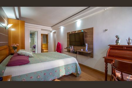 Apartamento à venda com 290m², 5 quartos e 3 vagasSuite