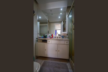 Apartamento à venda com 290m², 5 quartos e 3 vagasBanheiro Suite 2