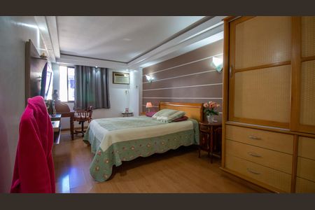 Apartamento à venda com 290m², 5 quartos e 3 vagasSuite