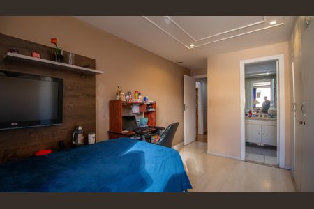 Apartamento à venda com 290m², 5 quartos e 3 vagas Suite 2