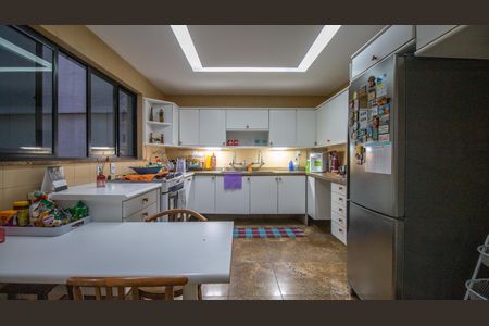 Apartamento à venda com 290m², 5 quartos e 3 vagasCozinha