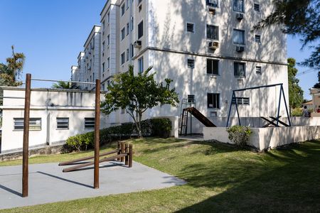 Apartamento para alugar com 40m², 2 quartos e 1 vaga Apartamento para alugar com 40m², 2 quartos e 1 vagaÁrea comum - Playground