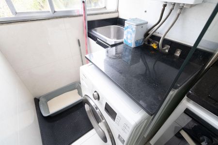 Apartamento para alugar com 40m², 2 quartos e 1 vaga Apartamento para alugar com 40m², 2 quartos e 1 vagaCozinha e Área de Serviço