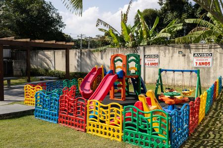 Apartamento para alugar com 40m², 2 quartos e 1 vaga Apartamento para alugar com 40m², 2 quartos e 1 vagaÁrea comum - Playground