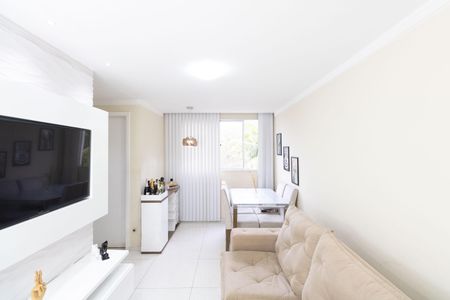Apartamento para alugar com 40m², 2 quartos e 1 vaga Apartamento para alugar com 40m², 2 quartos e 1 vagaSala
