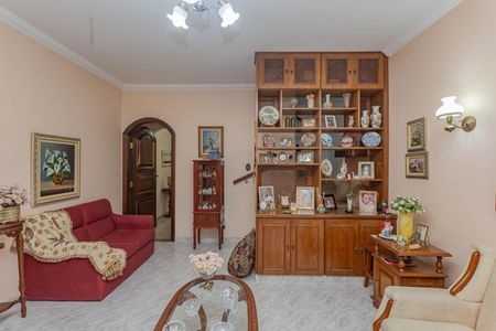 Casa à venda com 117m², 2 quartos e 1 vagaSala