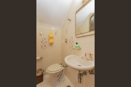 Casa à venda com 117m², 2 quartos e 1 vagaLavabo