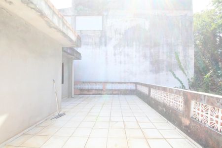 Casa à venda com 270m², 5 quartos e 3 vagasvaranda