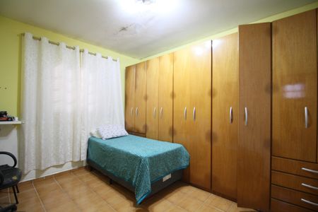 Casa à venda com 270m², 5 quartos e 3 vagasSuíte