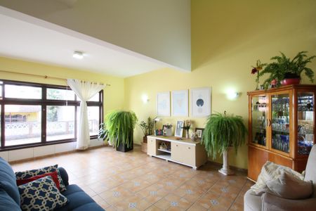 Casa à venda com 270m², 5 quartos e 3 vagasSala