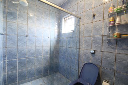 Casa à venda com 270m², 5 quartos e 3 vagasBanheiro 1