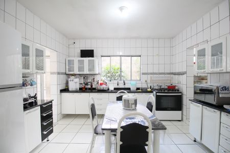 Casa à venda com 270m², 5 quartos e 3 vagasCozinha