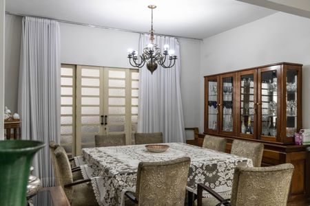 Casa à venda com 400m², 4 quartos e 2 vagasSala de Jantar