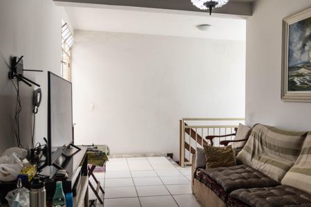 Casa à venda com 400m², 4 quartos e 2 vagasSala