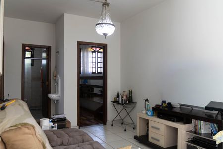 Casa à venda com 400m², 4 quartos e 2 vagasSala