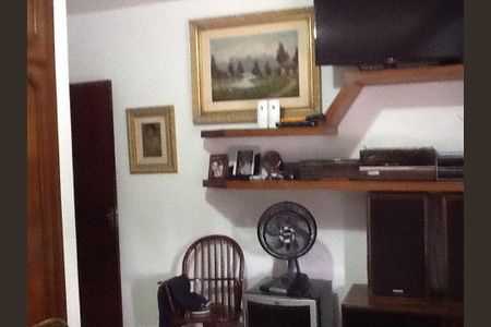 Casa à venda com 132m², 3 quartos e 3 vagas