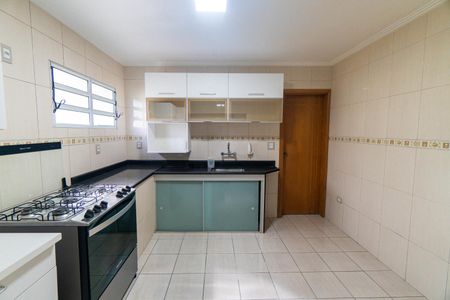 Casa à venda com 250m², 7 quartos e 2 vagasCasa 3 - Cozinha e Área de Serviço