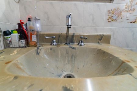 Casa à venda com 250m², 7 quartos e 2 vagasCasa 4 - Banheiro Detalhe