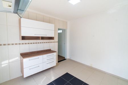 Casa à venda com 250m², 7 quartos e 2 vagasCasa 1 - Cozinha