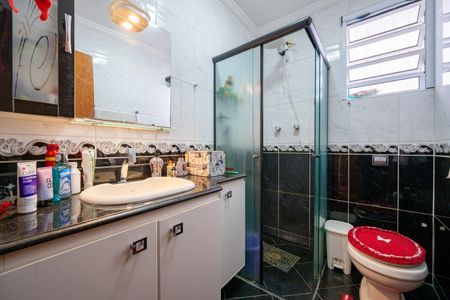 Casa à venda com 250m², 4 quartos e 2 vagas Casa à venda com 250m², 4 quartos e 2 vagasBanheiro da Suíte