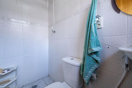 Casa à venda com 250m², 4 quartos e 2 vagas Casa à venda com 250m², 4 quartos e 2 vagasBanheiro 2