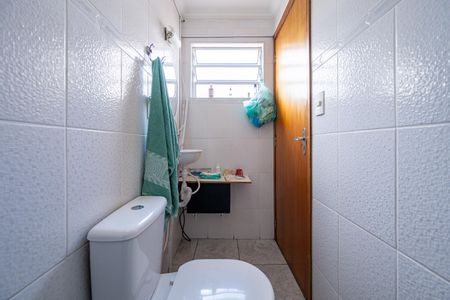 Casa à venda com 250m², 4 quartos e 2 vagas Casa à venda com 250m², 4 quartos e 2 vagasBanheiro 2