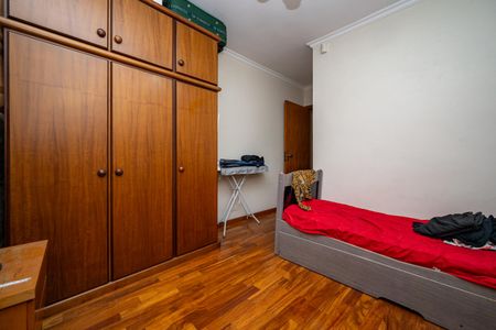 Casa à venda com 250m², 4 quartos e 2 vagas Casa à venda com 250m², 4 quartos e 2 vagasQuarto 2