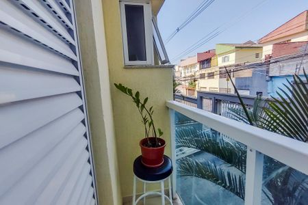 Apartamento para alugar com 47m², 2 quartos e 1 vaga Apartamento para alugar com 47m², 2 quartos e 1 vagaVaranda